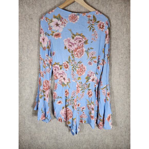 BILLABONG Sky Blue Floral Bell Sleeve Tie Front Romper SZ M - Picture 2 of 9